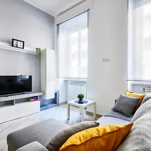  Apartment Centrale Elyon Italy